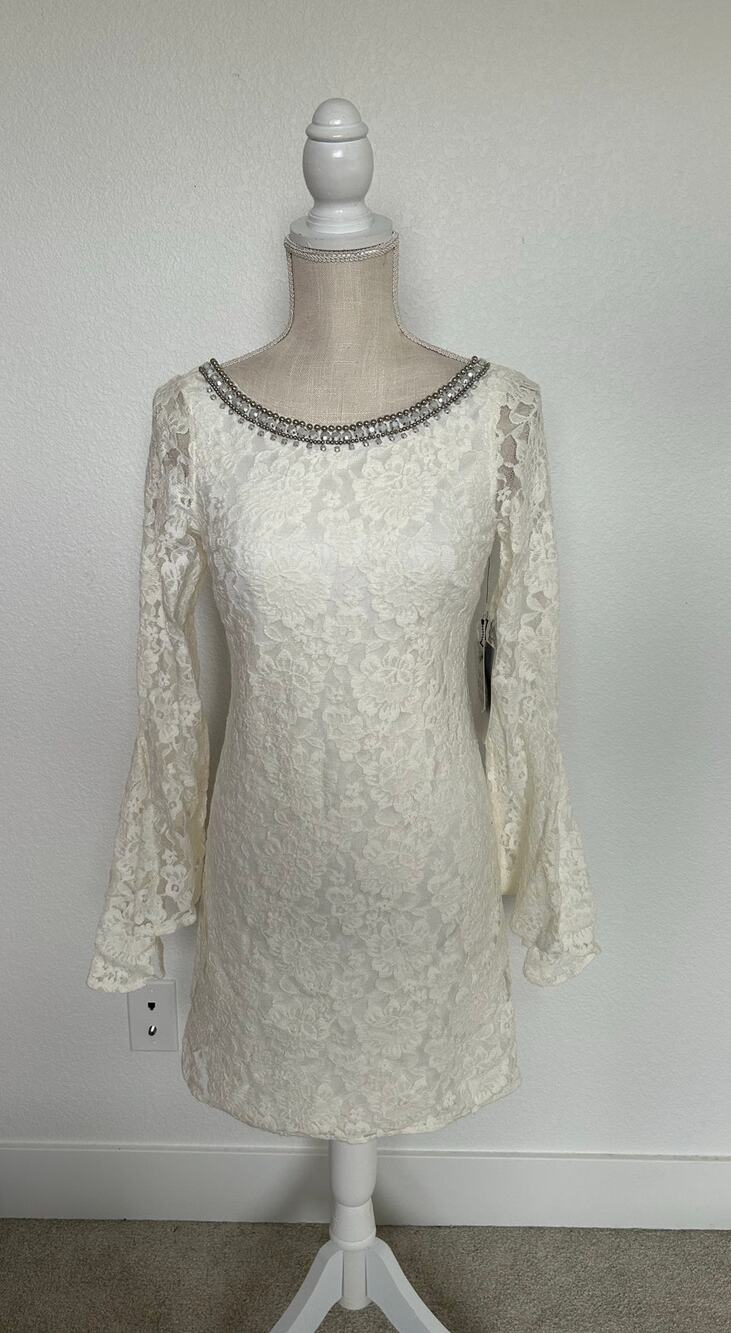 Laundry by Shelli Segal White Lace Bell Sleeve Romantic Beaded Mini Dress -2